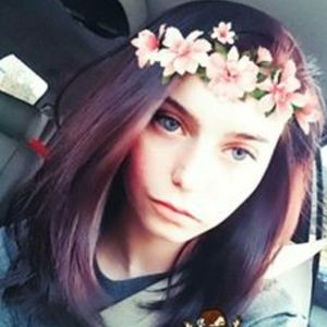 Meet your Posher, Mickie